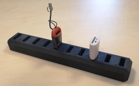 10 cases USB desk stand