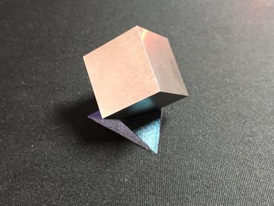 Tungsten Cube Stand
