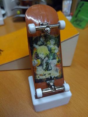 Fingerboard Stand