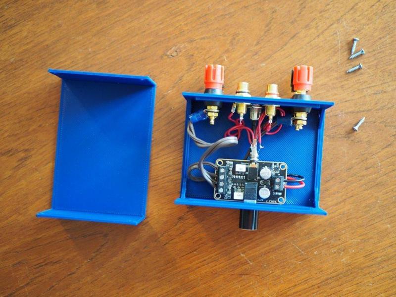 Amplifier Box for PAM8406
