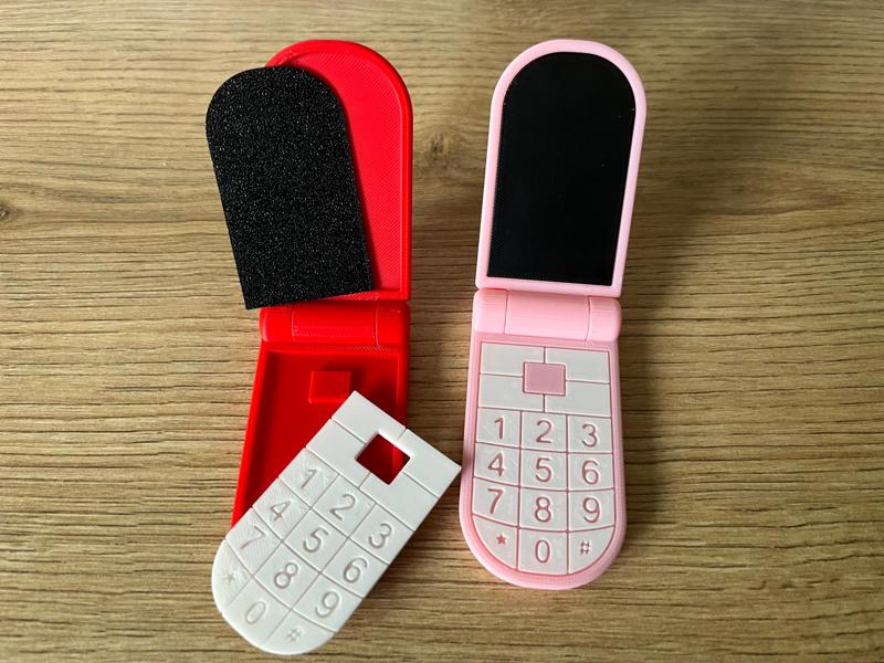 Smartphone - Flip Phone - Retro Phone