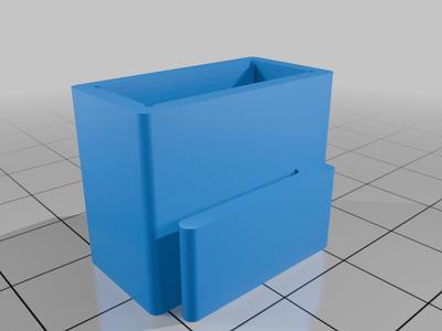 MG ZS EV Gurtschloss Blindeinsatz mit Halter