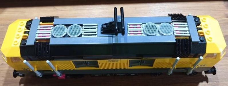 Set 7939: locomotive's MOD (for bluetooth electronics & for none electronics)