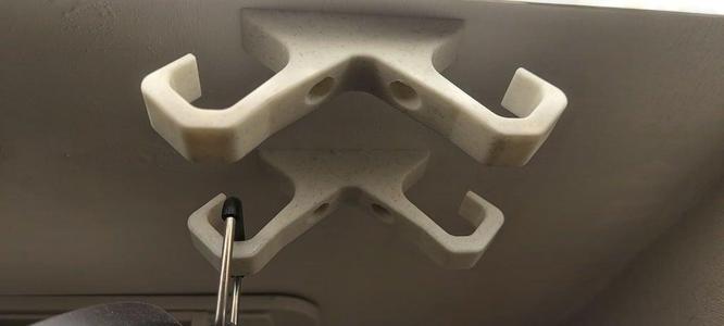 under cabinet hanger