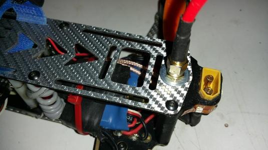 Diatone 250 / Support prise XT60