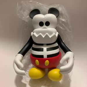 Skull-Kun Mickey Mouse Bounty Hunter BxH toy