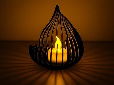 LED Tealight Holder as Lattice Drop