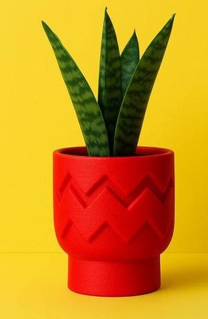 Zigzag Pop Vase – Bold Geometric Planter