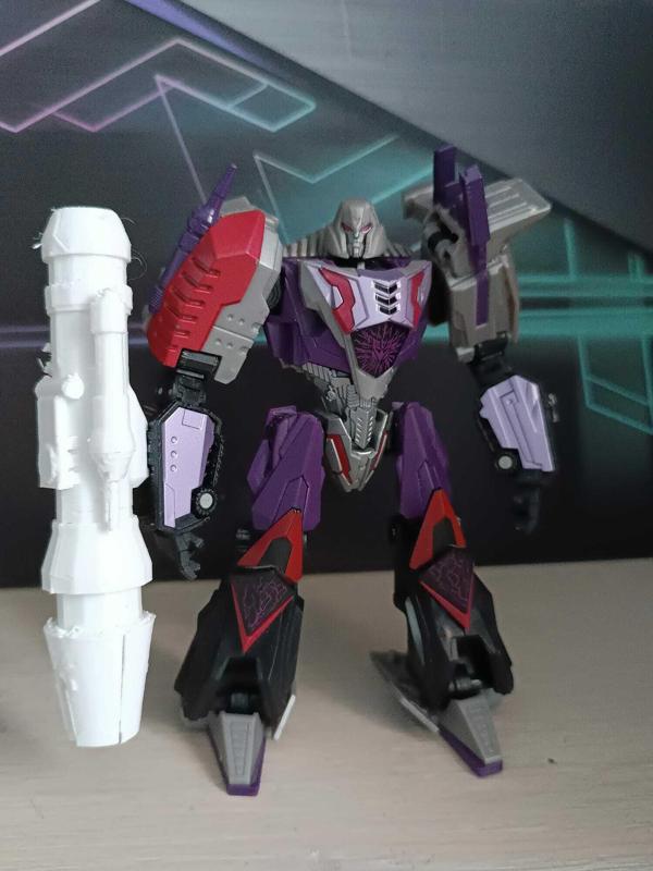 game accurate cannon for wfc deluxe megatron