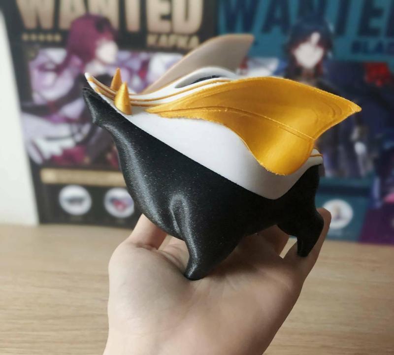 Warp trotter from Honkai Star Rail