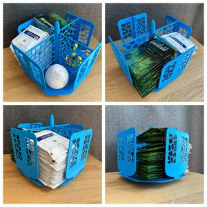 Rotating tea bags stand