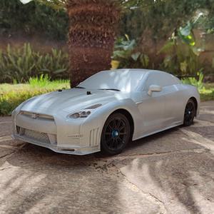 RC 1/10 Nissan GT-R Nismo