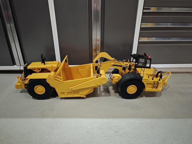 1/14 scale RC 637 Earthmoving Scraper