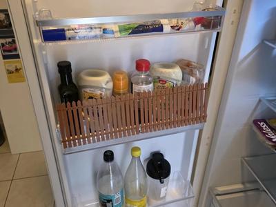 FridgeFence – Mini-fence for Refrigerator Compartments