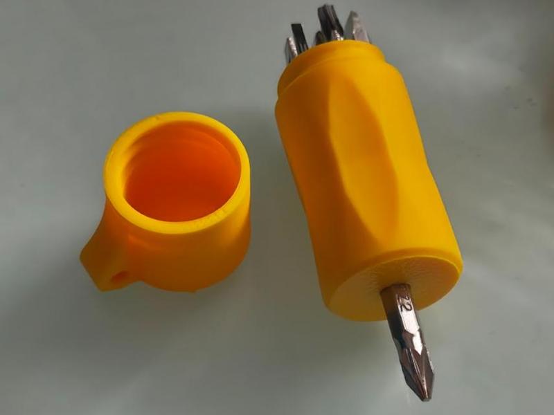 Compact EDC Screwdriver for 4mm Bits