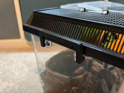 Kritter/Critter Keeper Latch