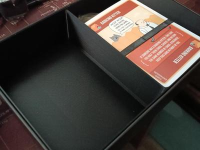 Exploding kittens insert