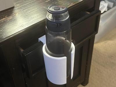 002 drawer cup holder