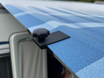 Fabric clamp for Thule Omnistore awning