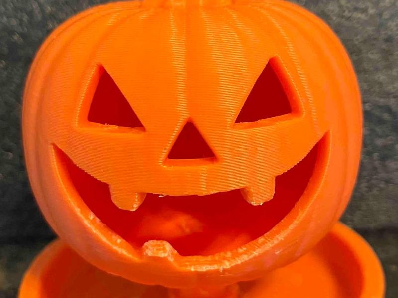 Jack-O-Lantern Bird Feeder