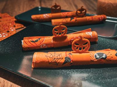 Halloween party napkin rings