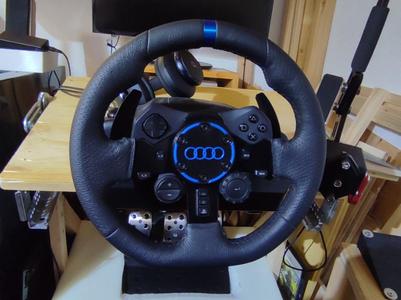 G29/G230 Steering Wheel Cap Audi