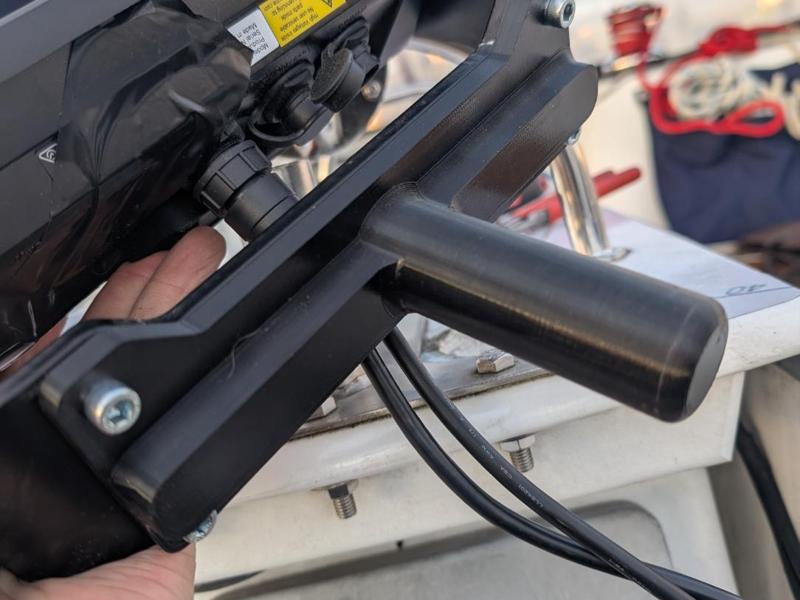 Raymarine Axiom 9" to pipe Adapter