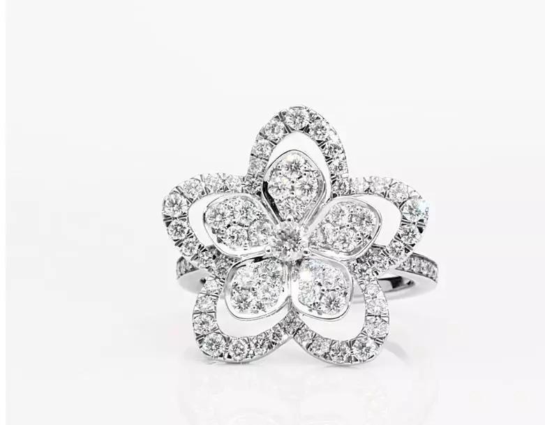 Wild Flower Large Diamond Ring