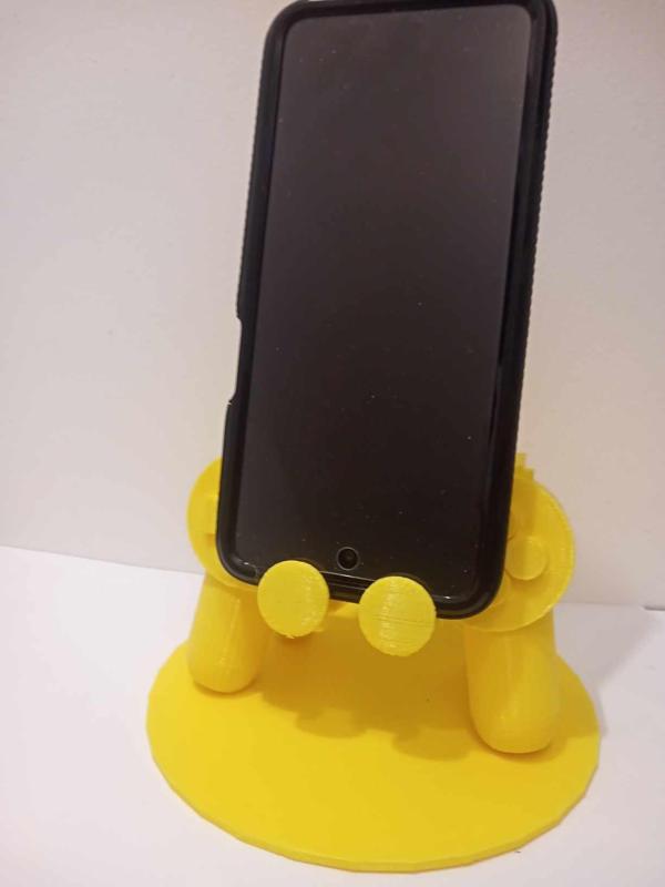 Phone stand-game pad
