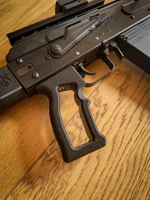 saiga skeleton ergo grip