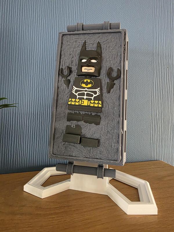 The Dark Knignt in Carbonite