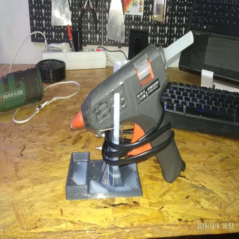 Glue gun stand