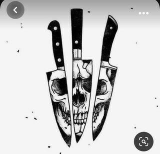 Skull knives wall decor