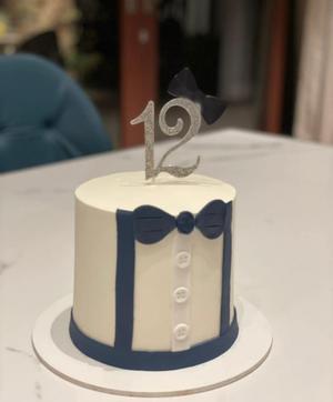12 cake topper