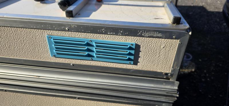 Rapido Caravanes - Ventilation panel hinged part