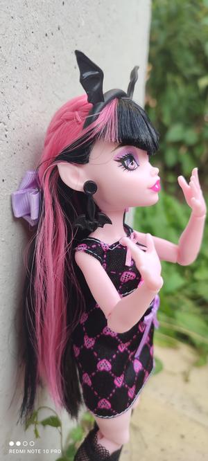 Draculaura G3 Monster High Earrings