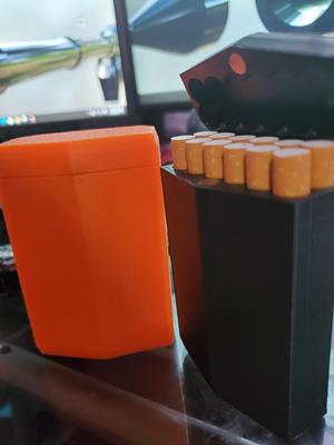 Cigarette box (12)  king & 100s