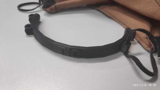 Strap S