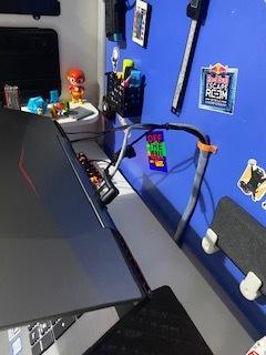 cable holder wall