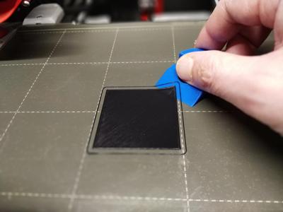 Minimalistic print remove scraper