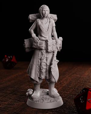 Miniature - Post Apocalyptic Zombie Girl