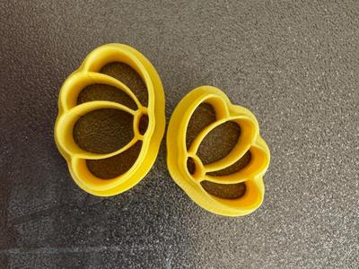 Polymer clay cutters - half flowers *sharp*