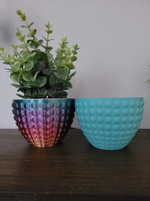Bumpy Pot