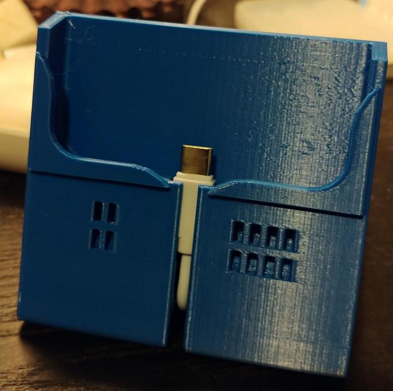 LG V30 Charging Stand Dock with Lip