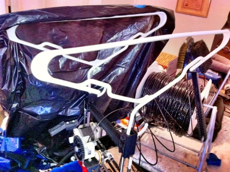 TentRbot - PrintRbot plastic hanger tent attachment