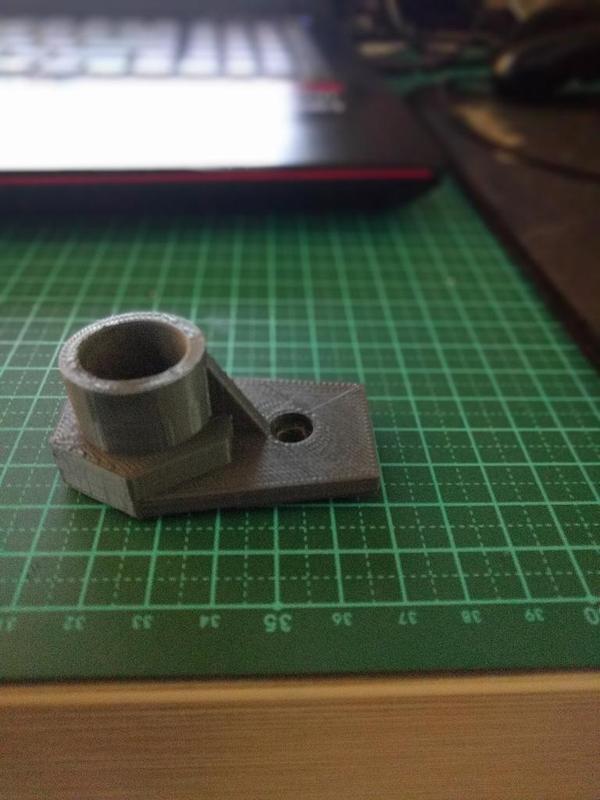 K8200 / 3Drag 18mm probe mount for Aluminium profile