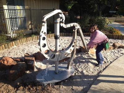 Wilson Wonderground Hand Pump