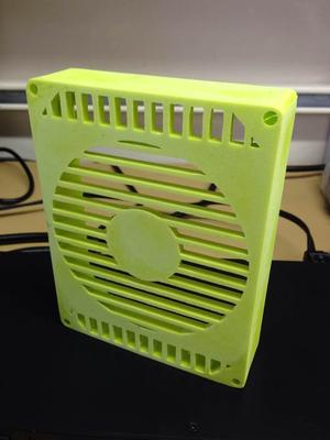  Futher Modifed Lulzbot AO-101 Enclosure lid with room for a 120mm fan