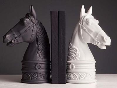 book stand horse