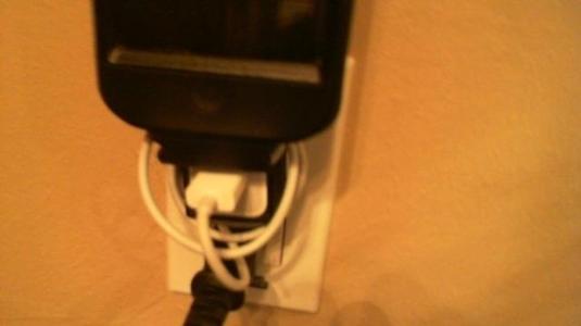 iDevice Wall Dock
